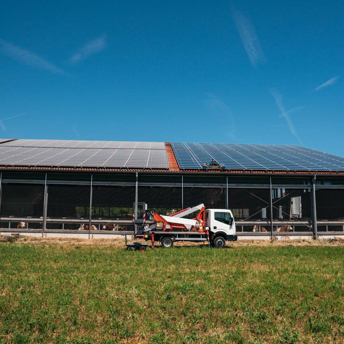 NB Solarclean - Umweltfreundliche Solarreinigung / Photovoltaikreinigung mit modernster Robotertechnik in Franken - Würzburg - Kitzingen.